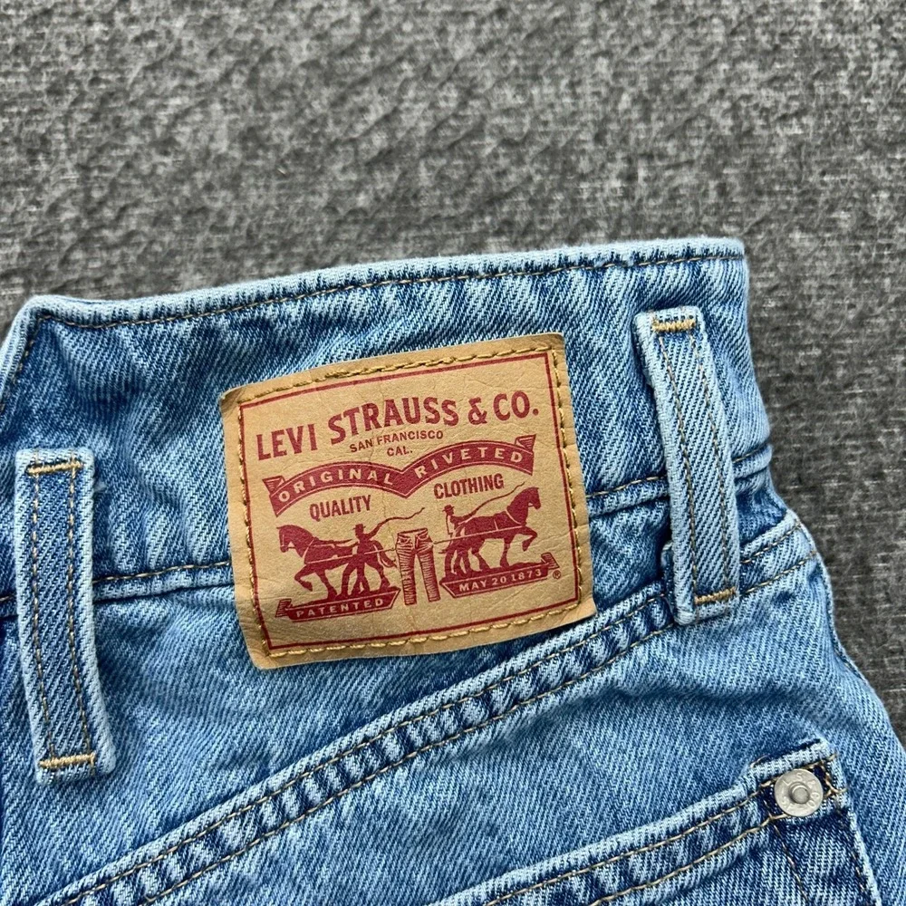 Levis levi high